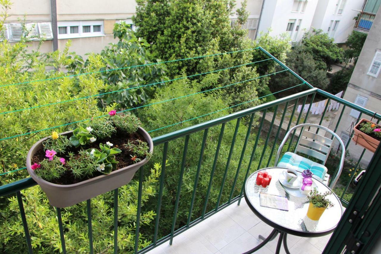 Apartment Simone Спліт Екстер'єр фото